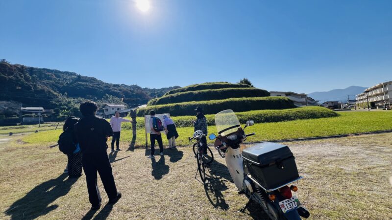 泉川のウォーキングツアーを実施しました。